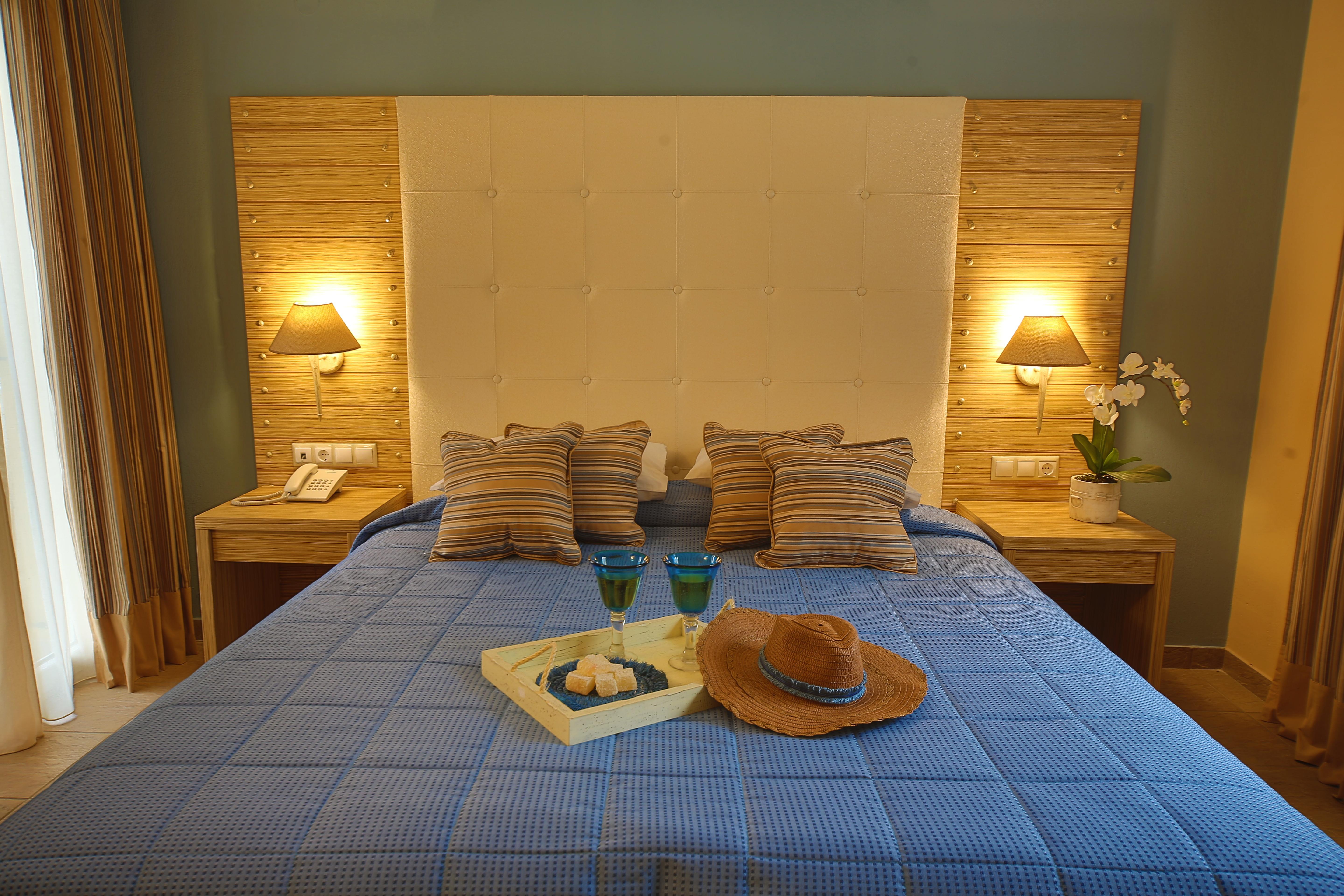 Dolphin Bay Seaside Resort & Suites Galissas Eksteriør bilde